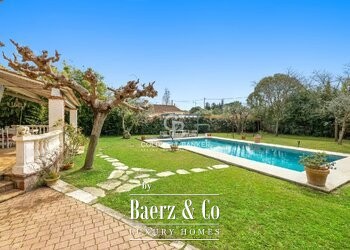 Mougins