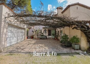 Mougins