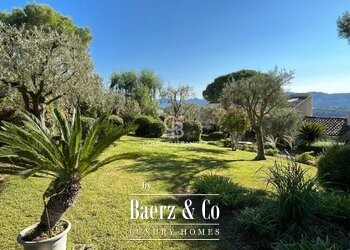 Mougins