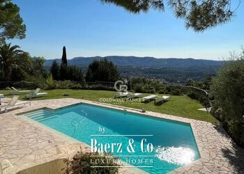 Mougins