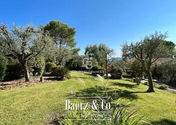 Mougins
