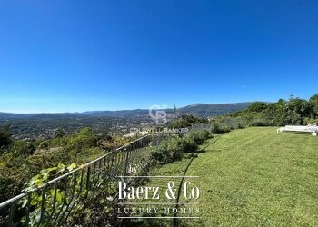 Mougins