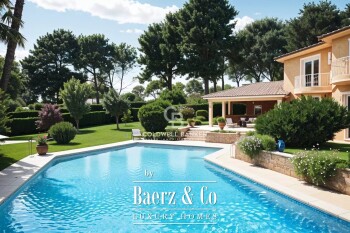 Mougins