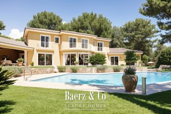 Mougins