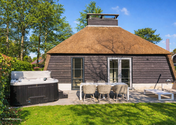SCHOORL