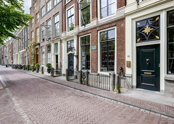 LEIDEN