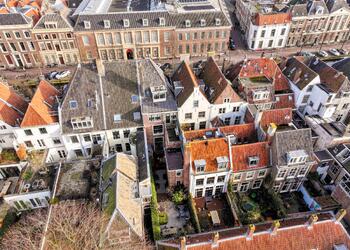 LEIDEN