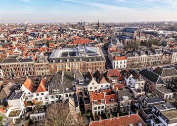LEIDEN