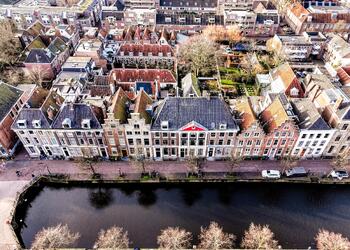 LEIDEN