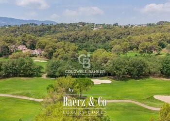 Mougins