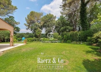 Mougins