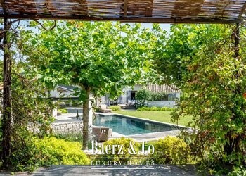 Mougins
