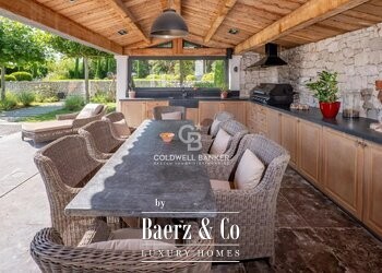 Mougins