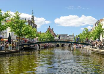 LEIDEN