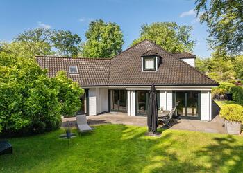SCHOORL