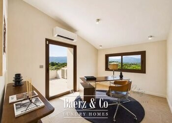 Mougins