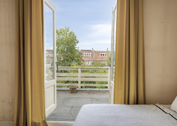 LEIDEN