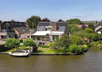 LEIDEN