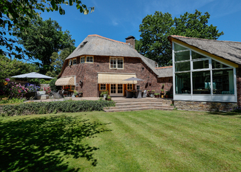LAREN