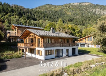 LES HOUCHES