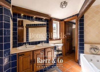 Loures