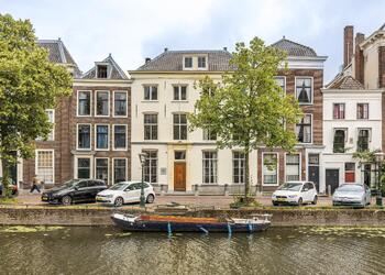 LEIDEN