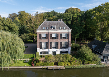 LOENEN AAN DE VECHT