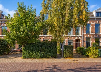 LEIDEN