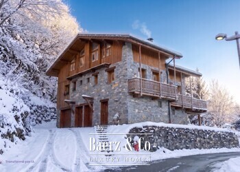 LES ARCS